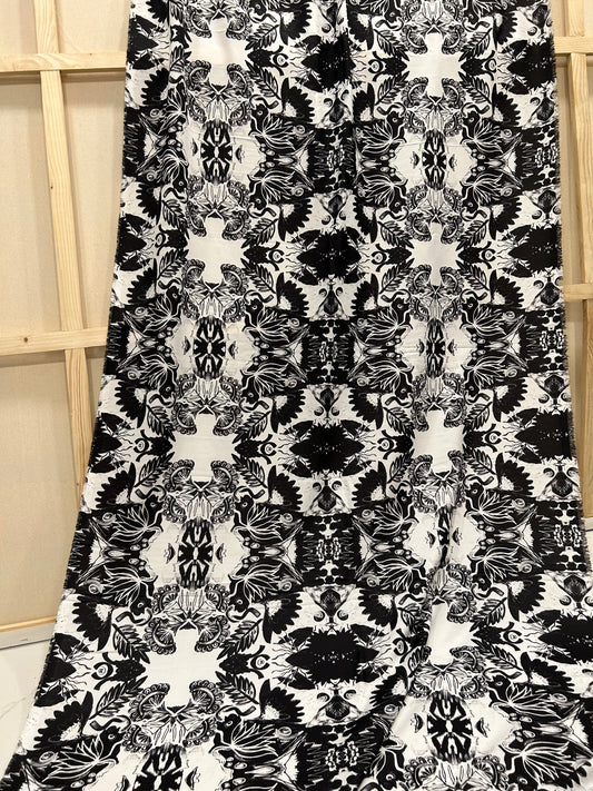 VICIOUS VINTAGE - MONOCHROME FLORAL