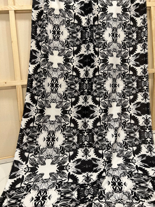 VICIOUS VINTAGE - MONOCHROME FLORAL