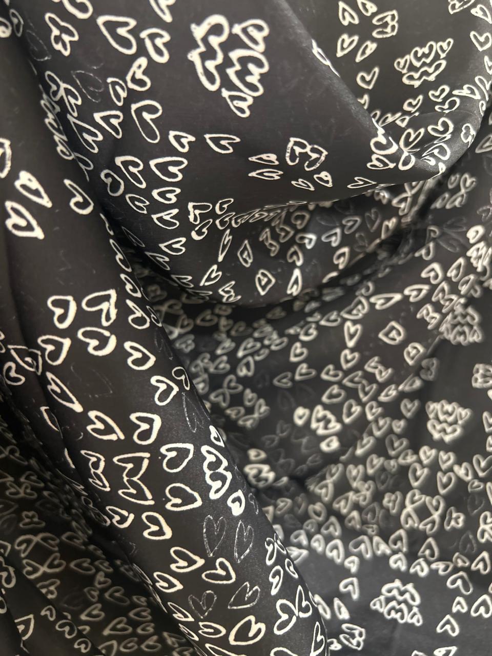 Monochrome hearts